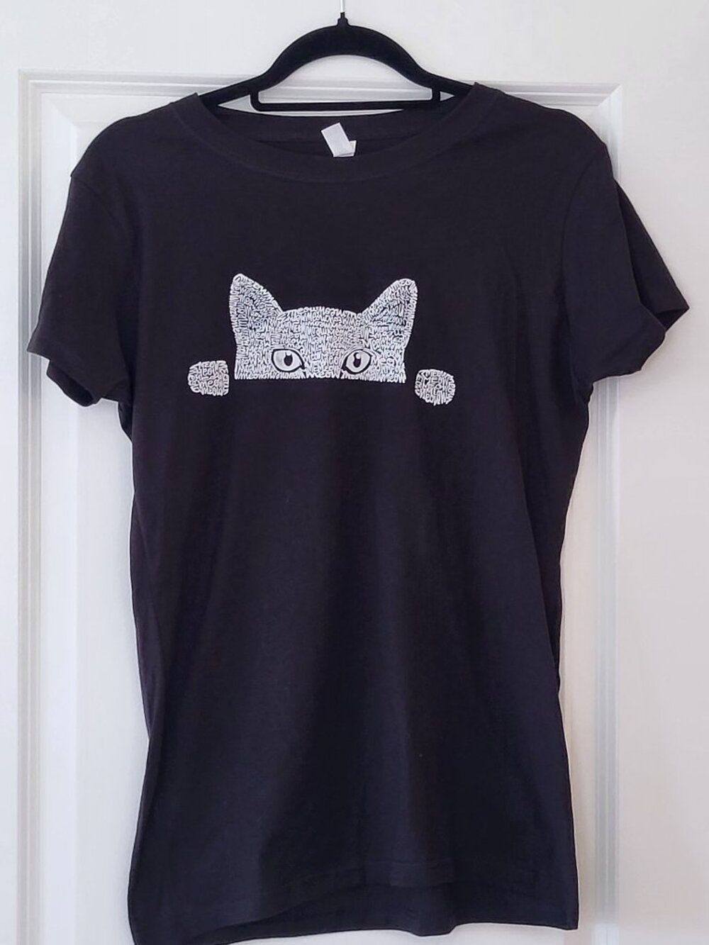 LA Pop Art "Peeking Cat" Word Art Graphic T-Shirt - Black - NWT Size Large